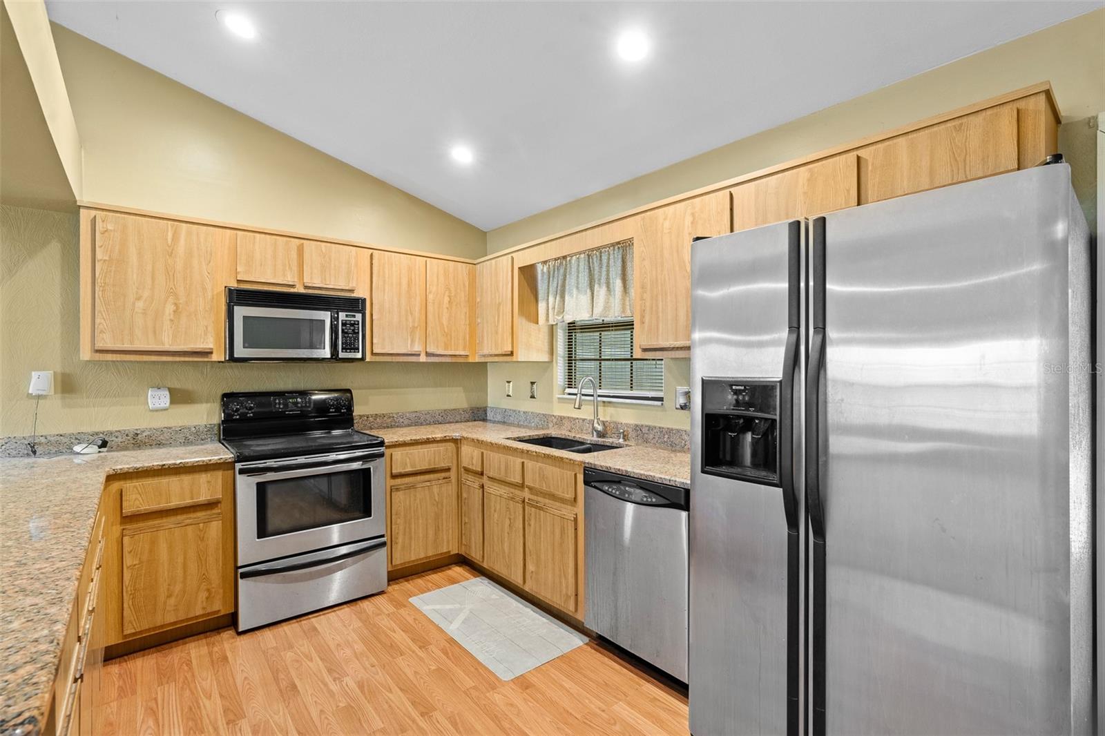 WINDSTREAM - Residential Lease