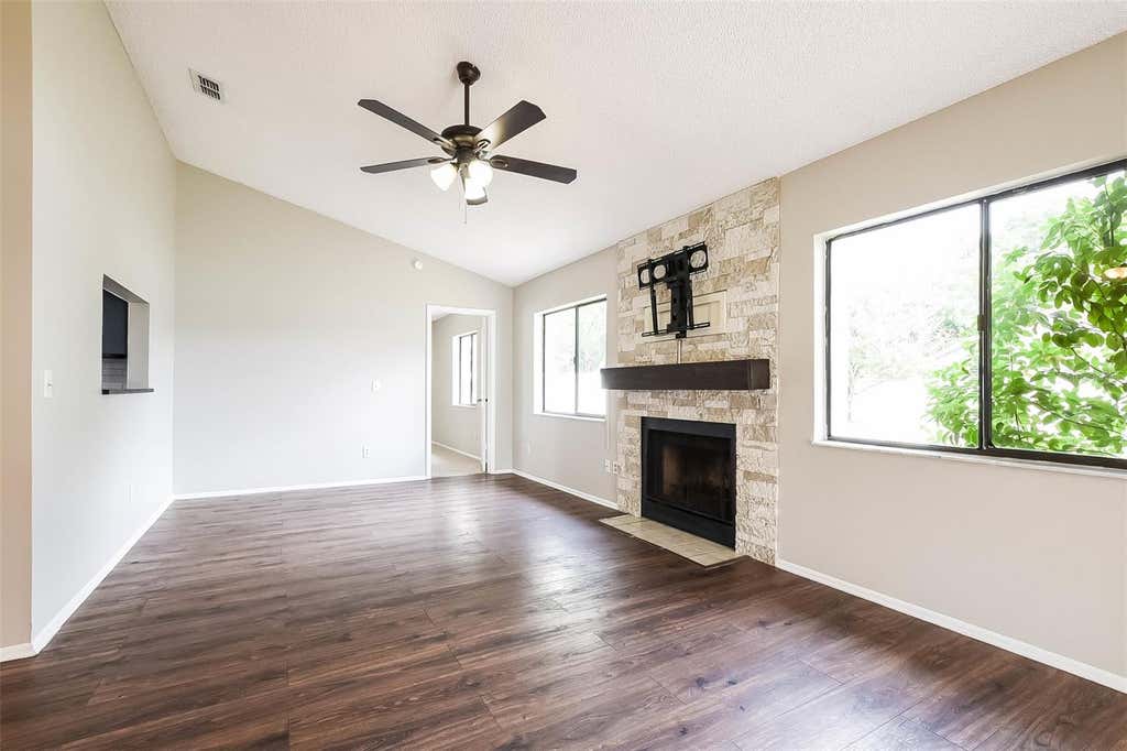 Photo of 7313 Radiant Circle, Orlando, FL 32810 (MLS # O6414212)