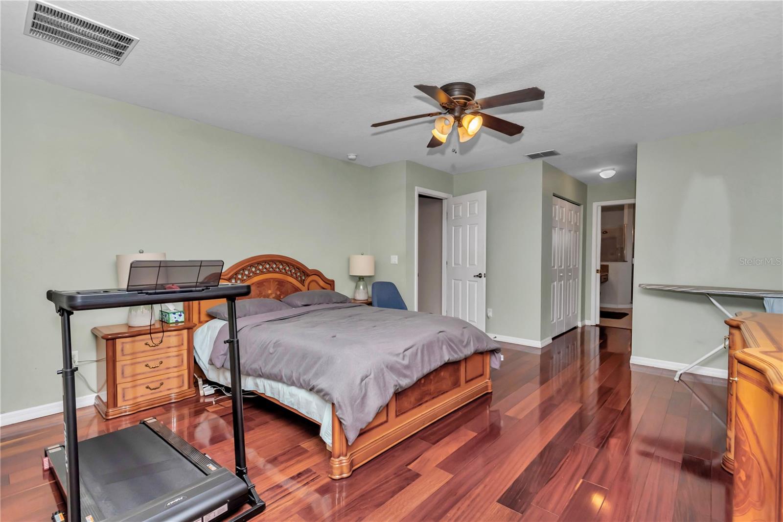 THE ARBORS - Residential