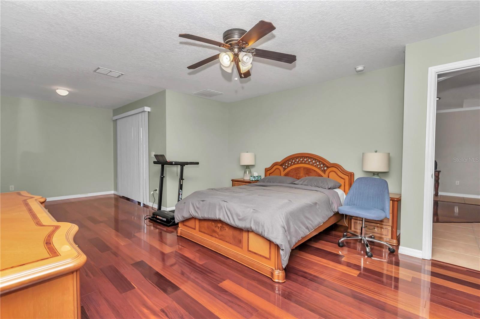 THE ARBORS - Residential