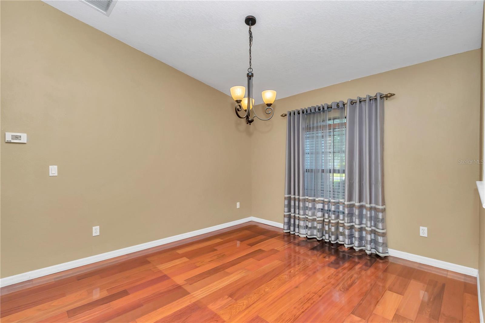 THE ARBORS - Residential