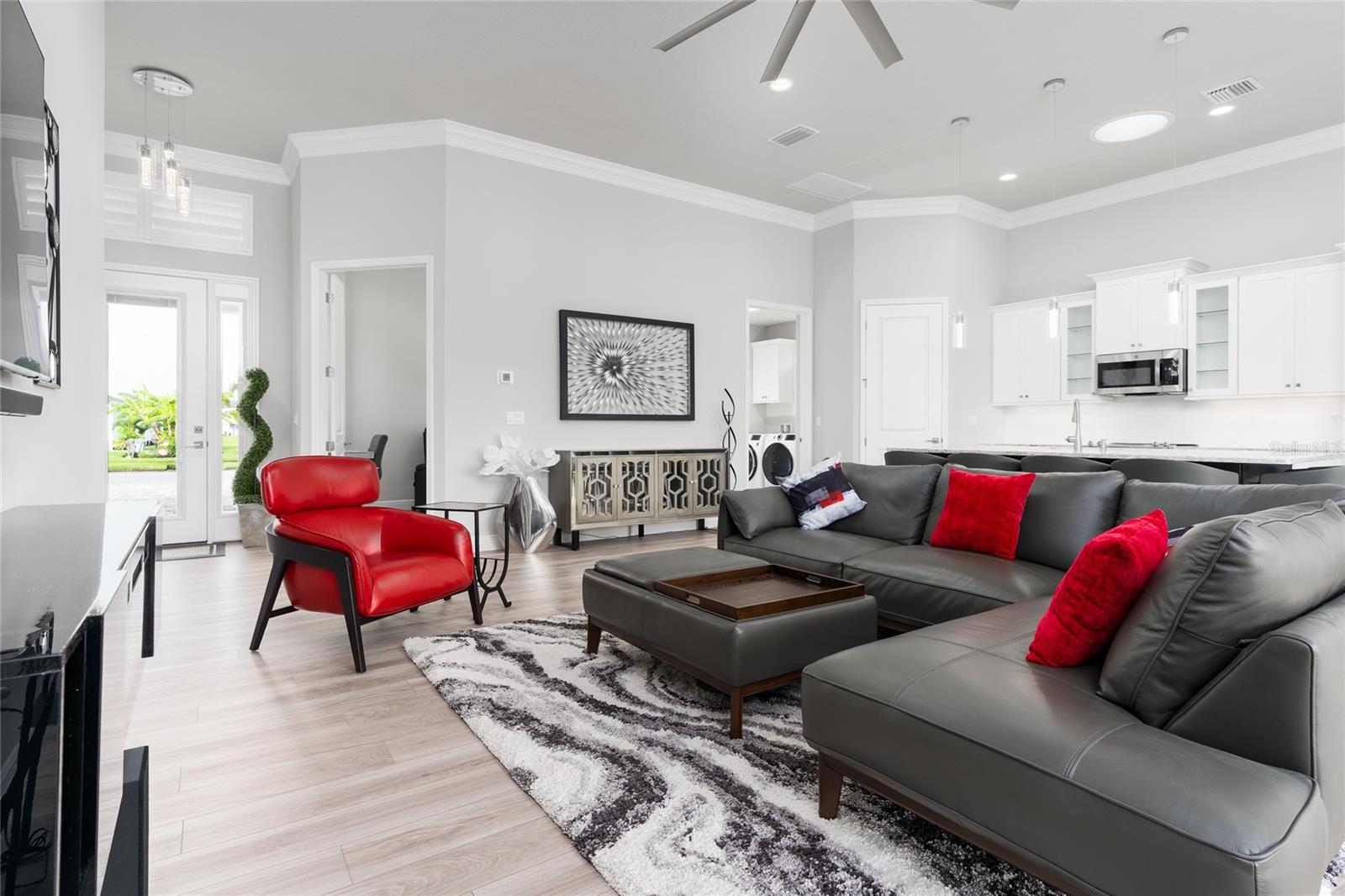 PALMS PH 4 - Residential