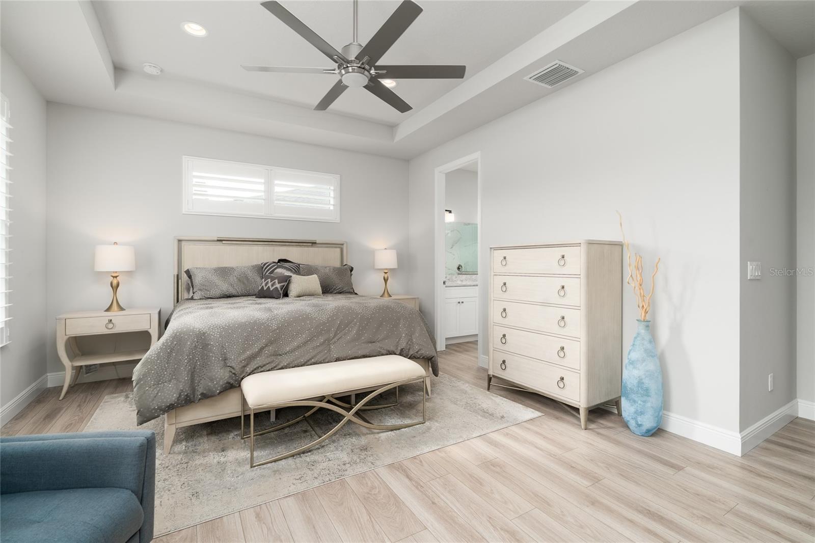 PALMS PH 4 - Residential