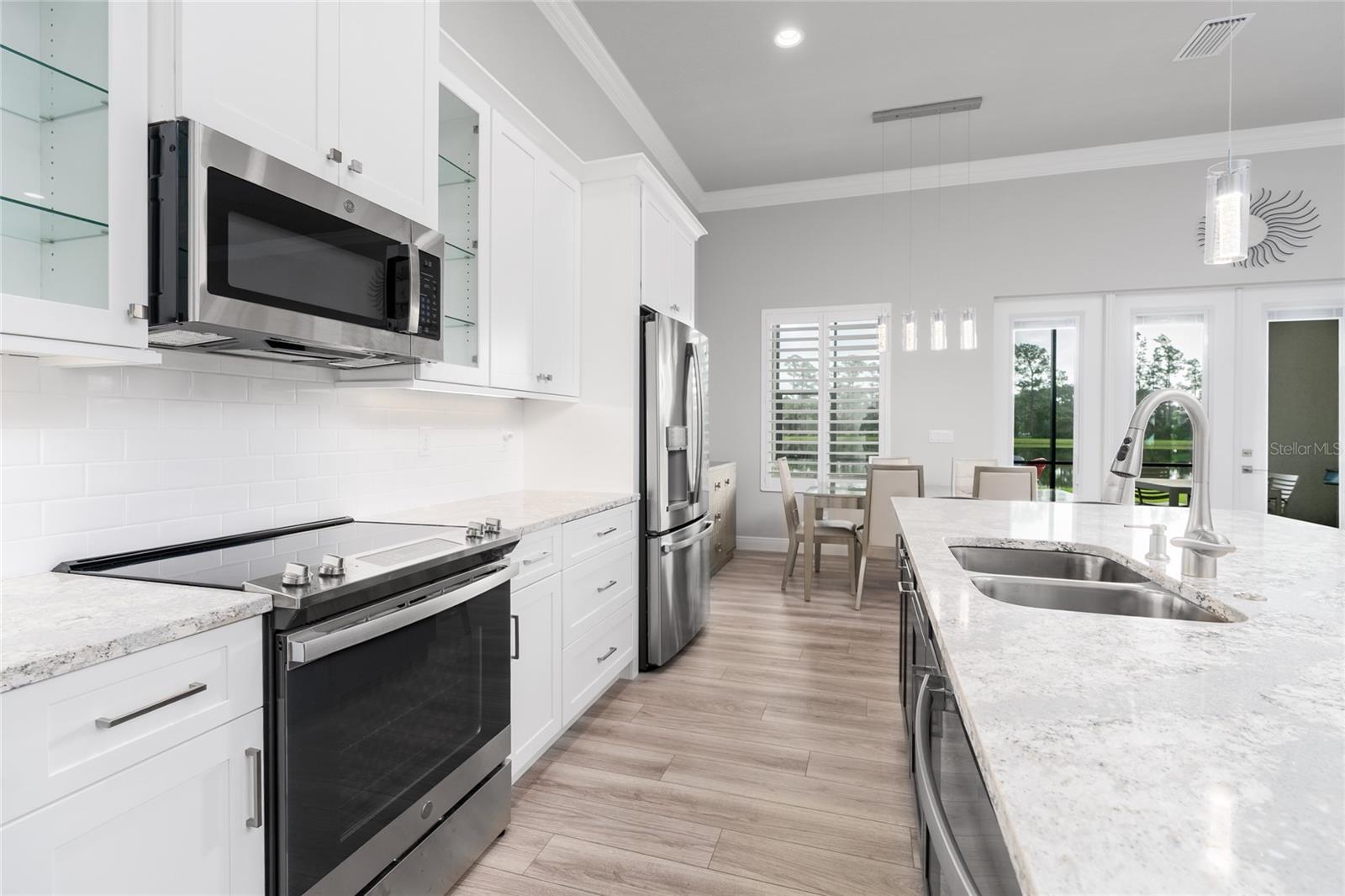 PALMS PH 4 - Residential