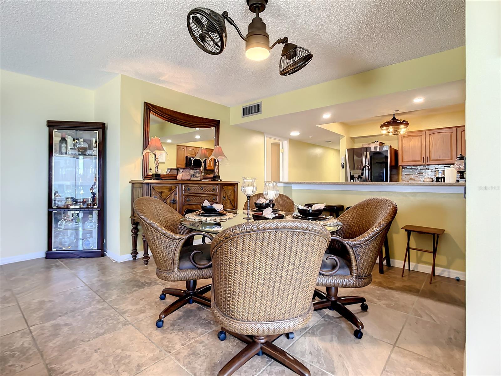 Seascape Towers Condo Ph 01 - Residential