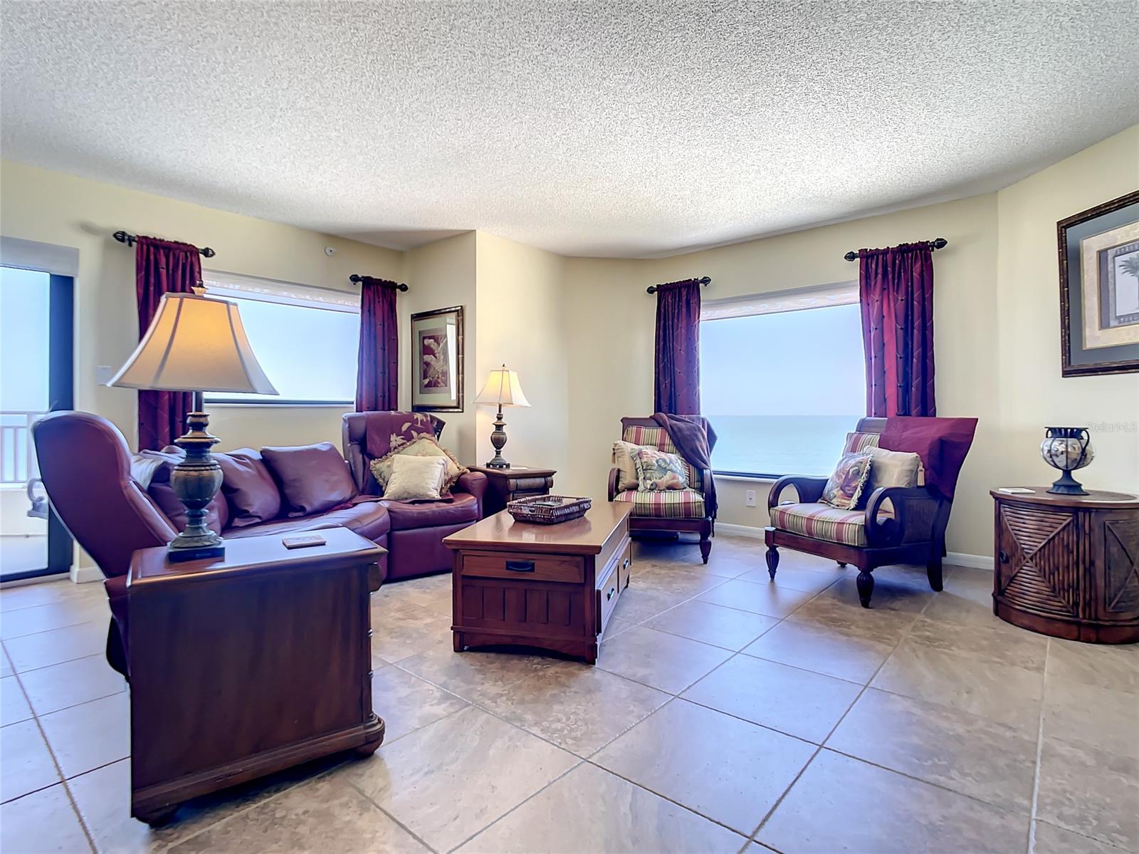 Seascape Towers Condo Ph 01 - Residential