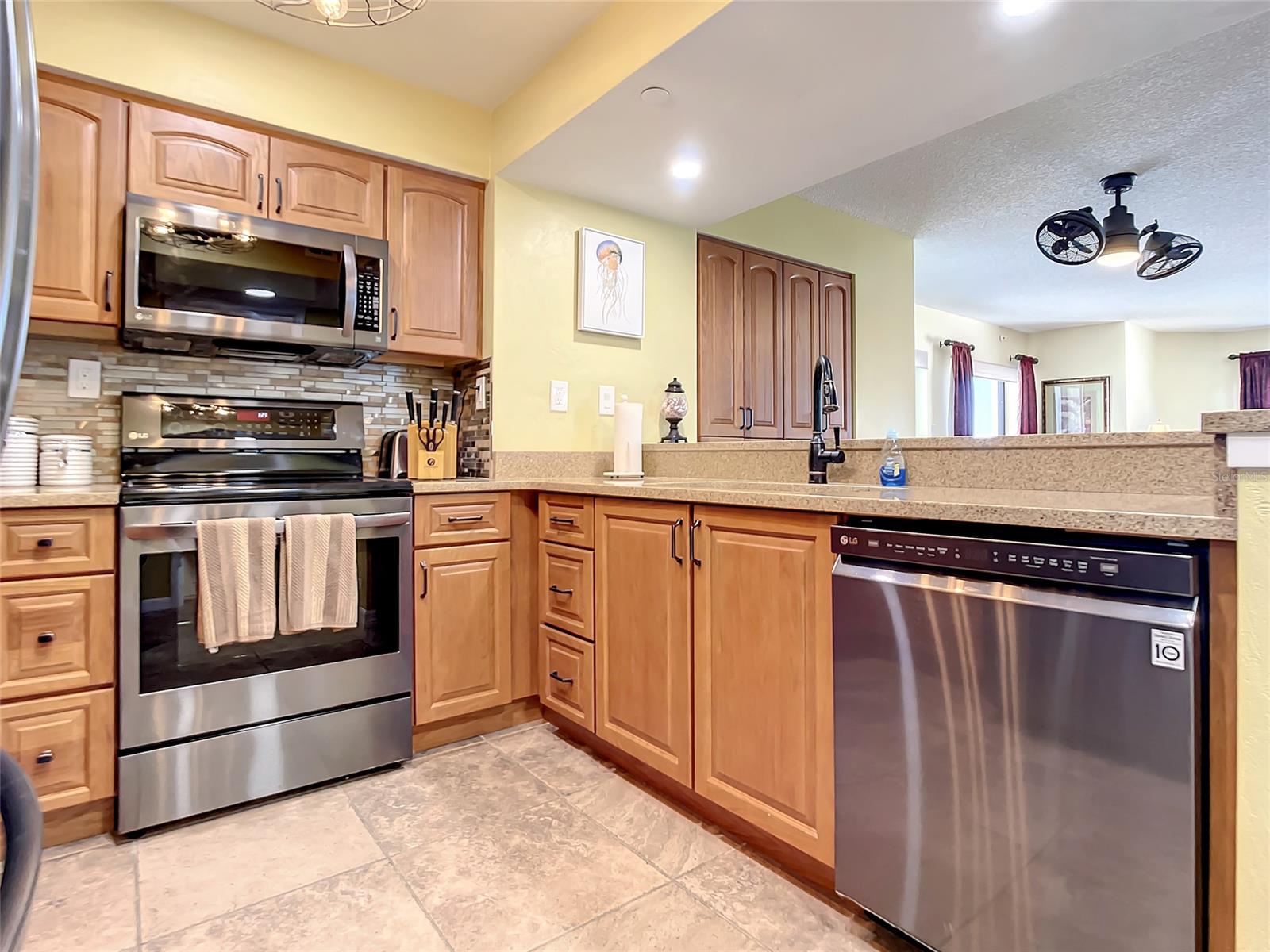 Seascape Towers Condo Ph 01 - Residential