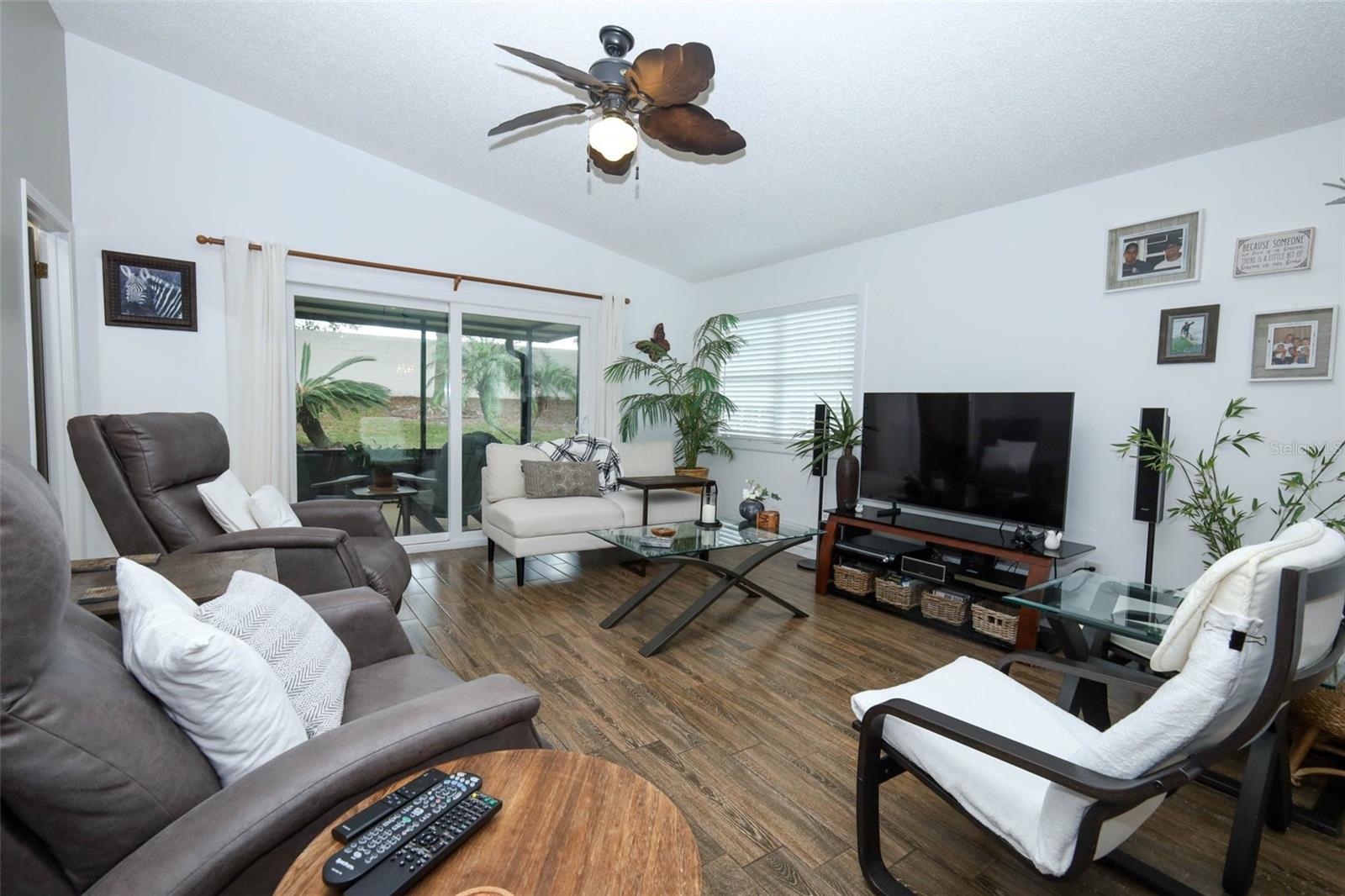 DANBURY MILL UNIT 1 - Residential