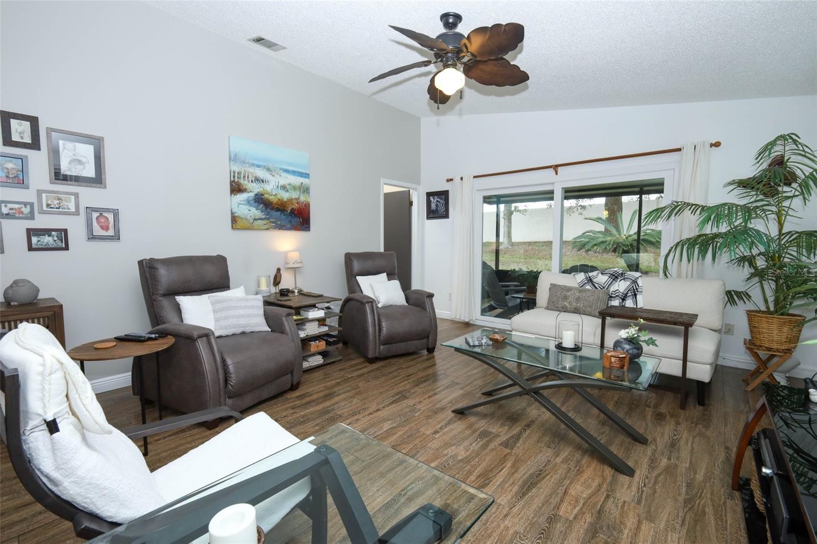 DANBURY MILL UNIT 1 - Residential