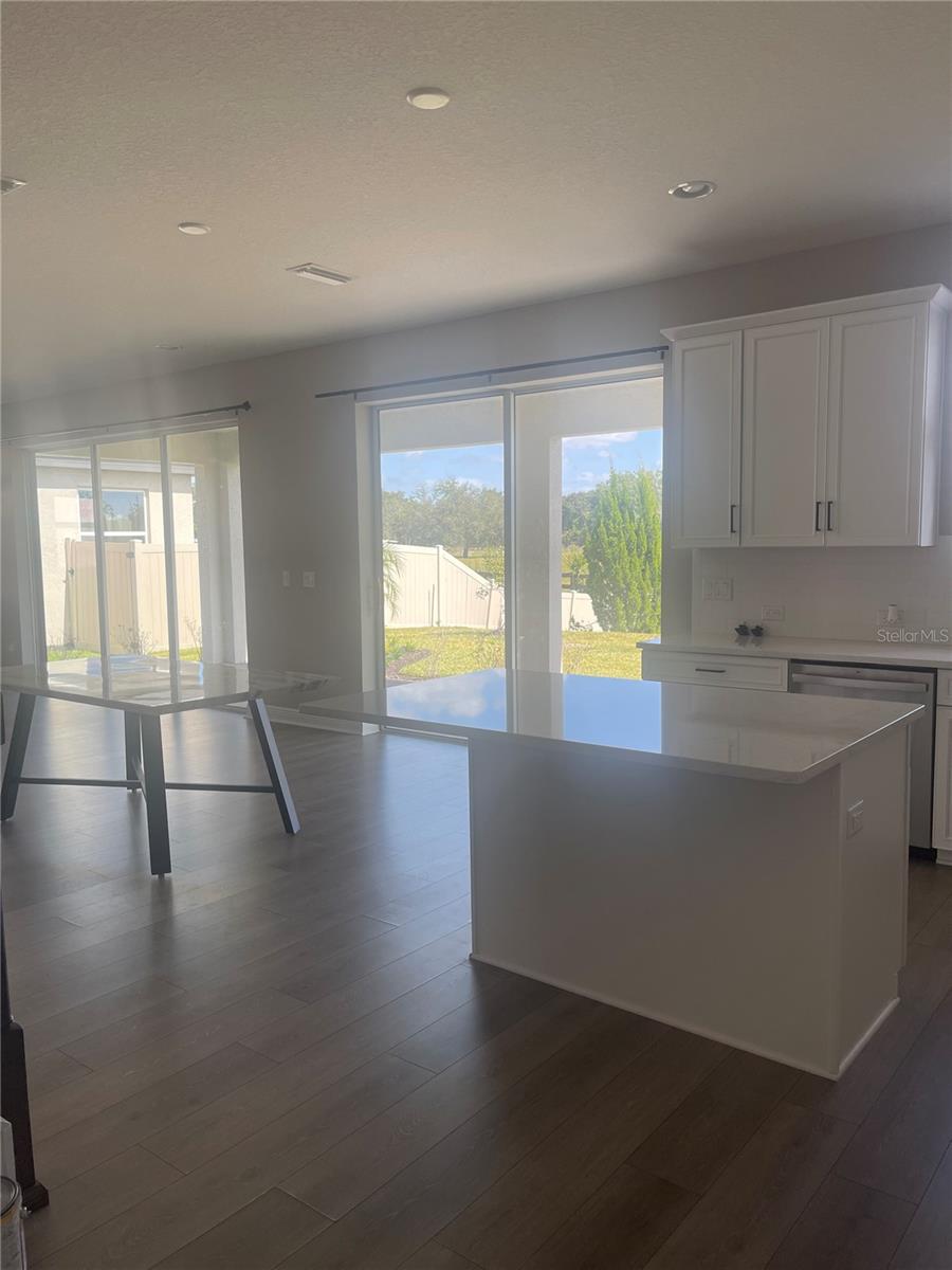 RIVERSIDE PRESERVE PH 1 - Residential Lease