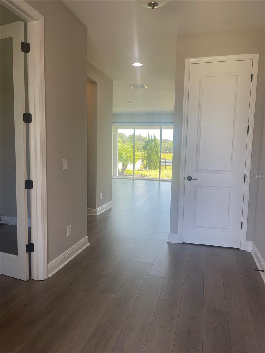 RIVERSIDE PRESERVE PH 1 - Residential Lease