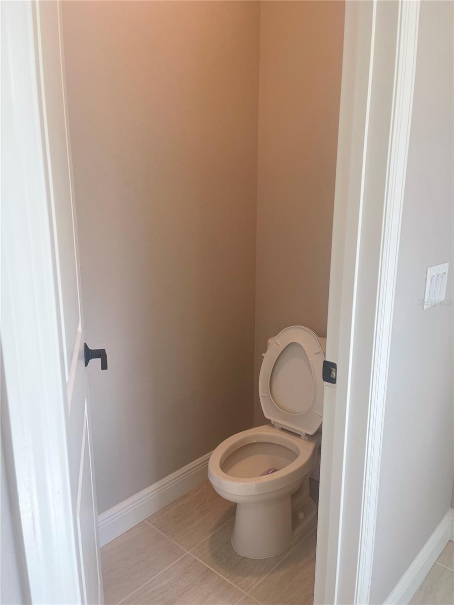 RIVERSIDE PRESERVE PH 1 - Residential Lease