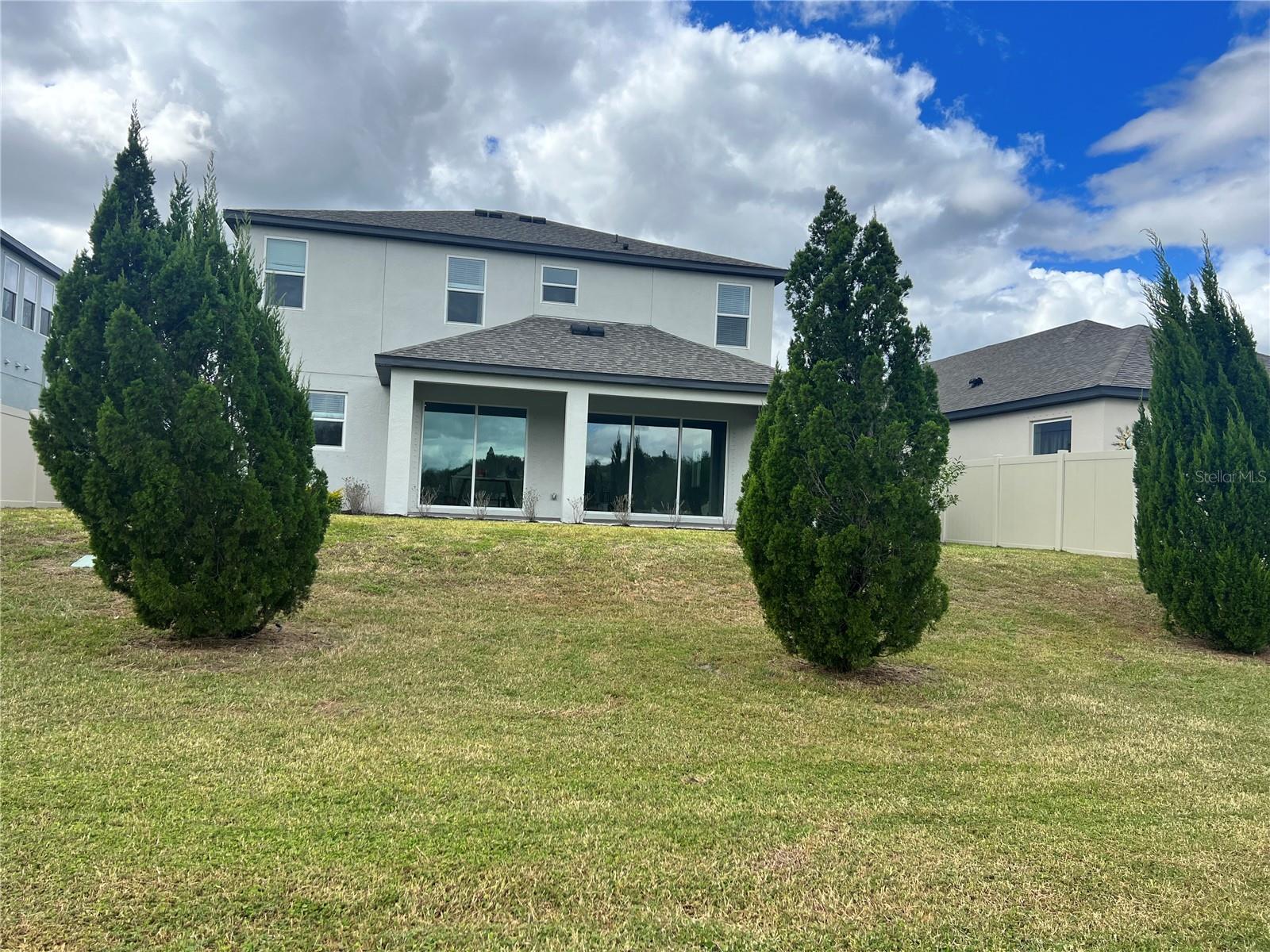 RIVERSIDE PRESERVE PH 1 - Residential Lease