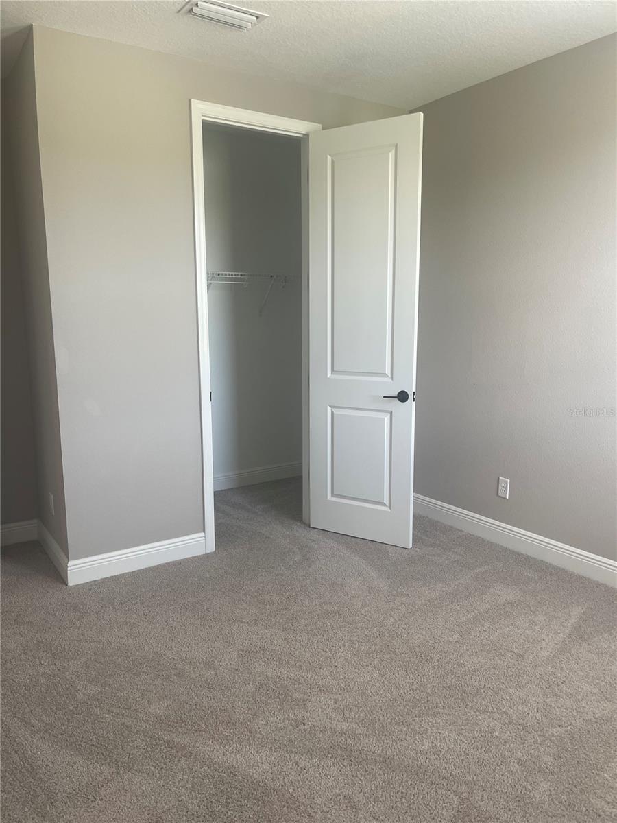 RIVERSIDE PRESERVE PH 1 - Residential Lease