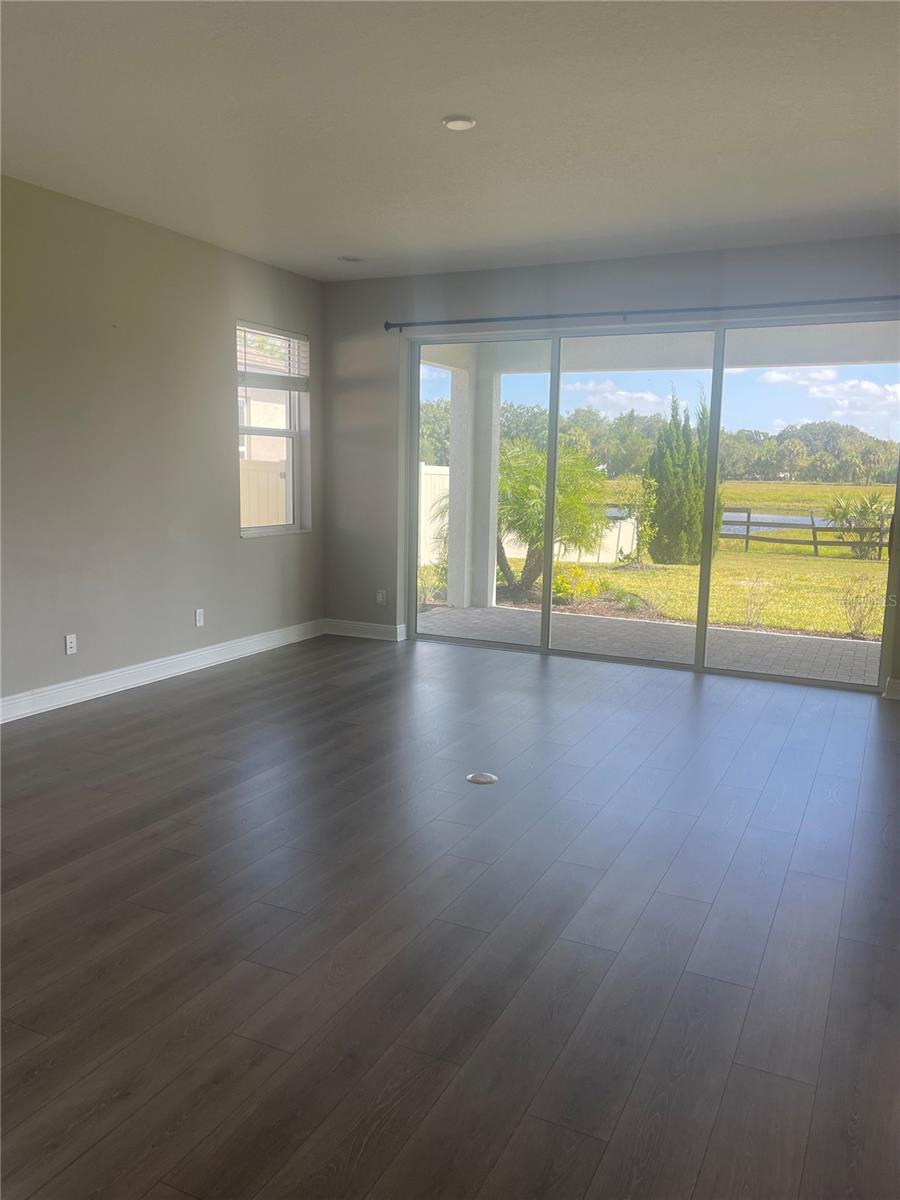 RIVERSIDE PRESERVE PH 1 - Residential Lease