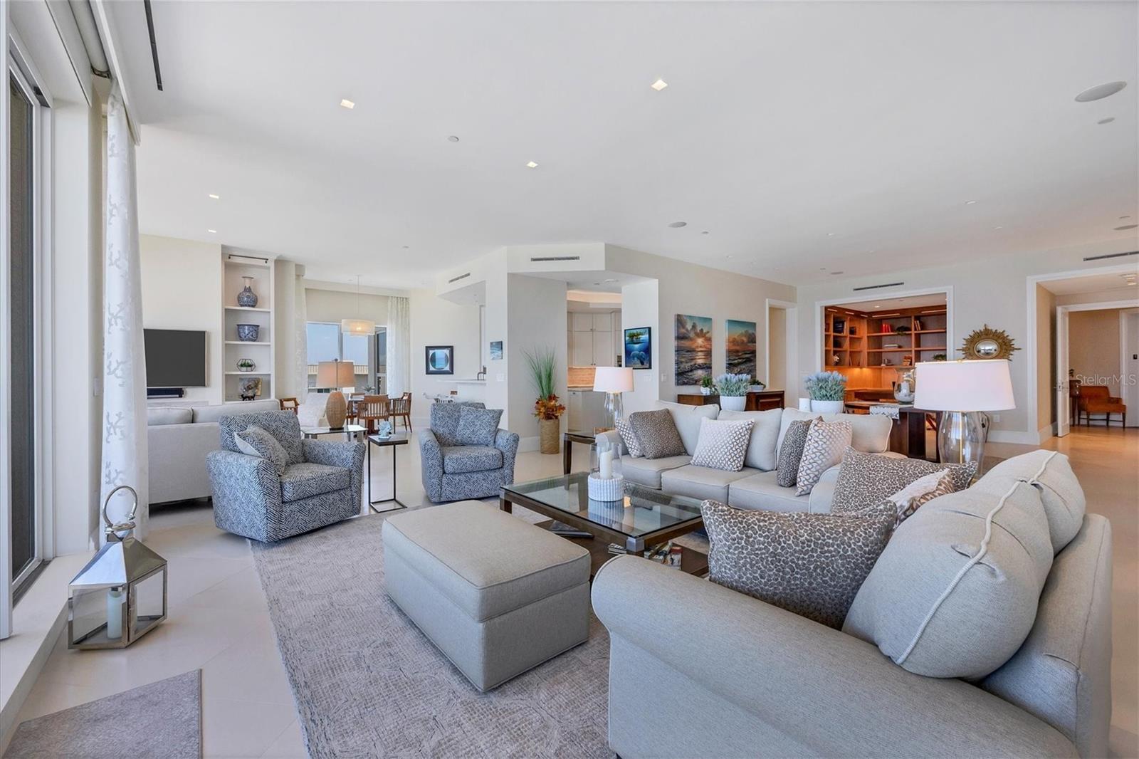 THE BEACH RESIDENCES - Residential