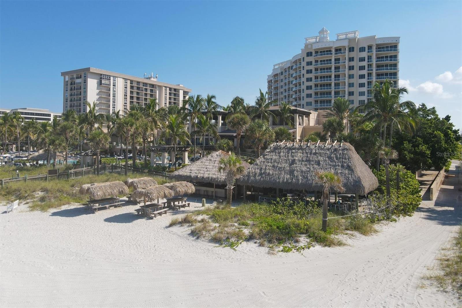 THE BEACH RESIDENCES - Residential