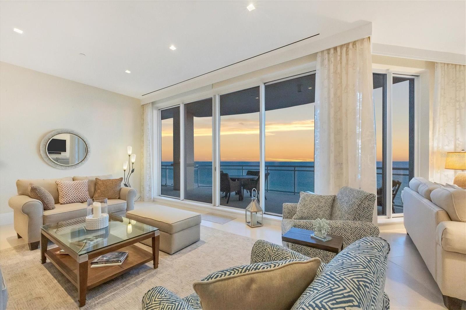 THE BEACH RESIDENCES - Residential