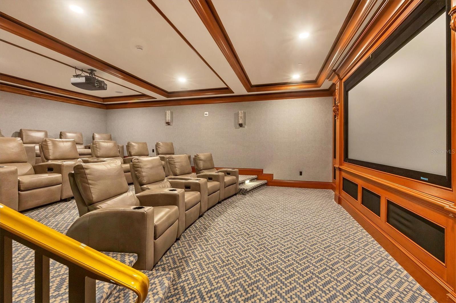 THE BEACH RESIDENCES - Residential