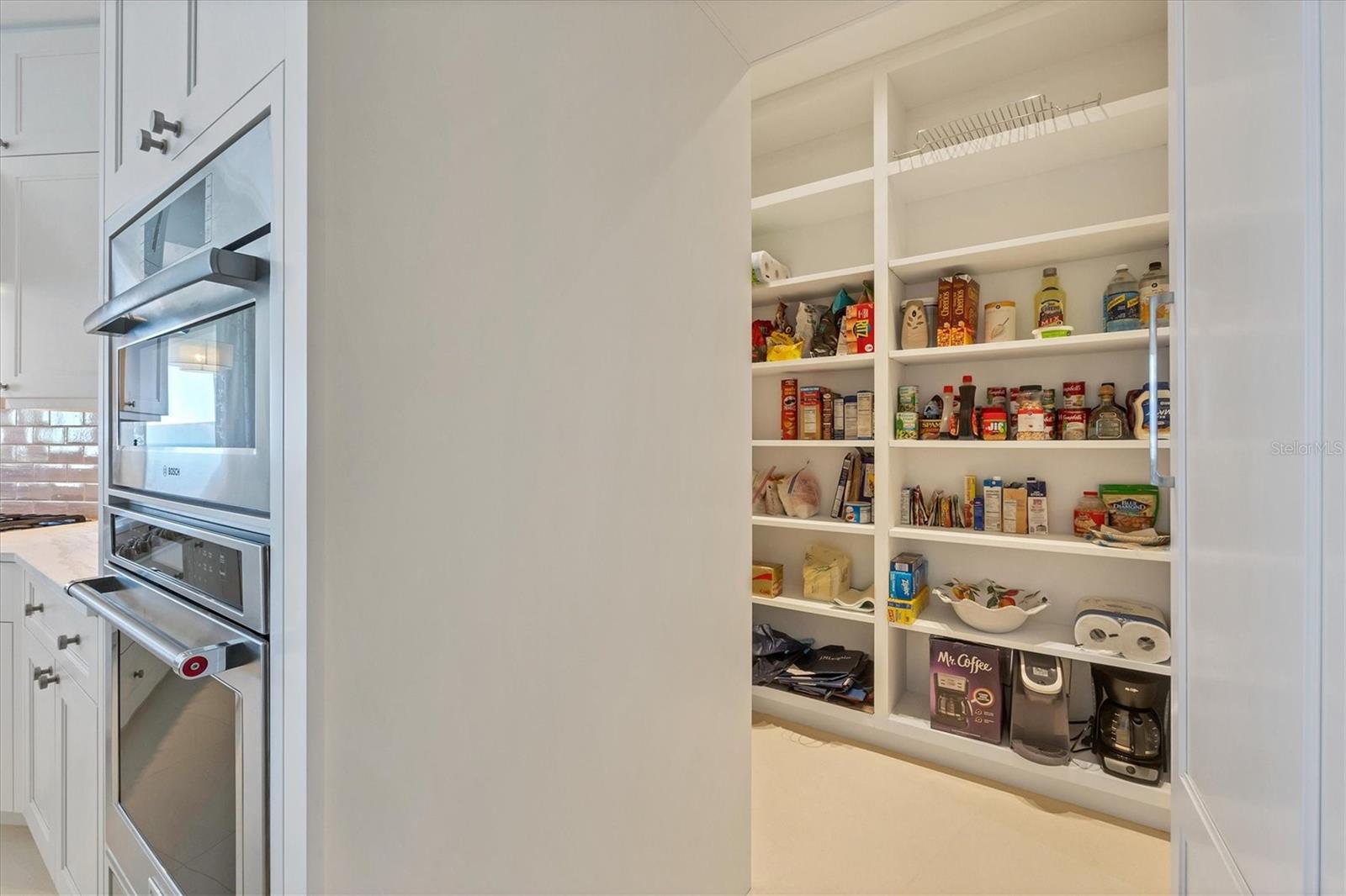 THE BEACH RESIDENCES - Residential