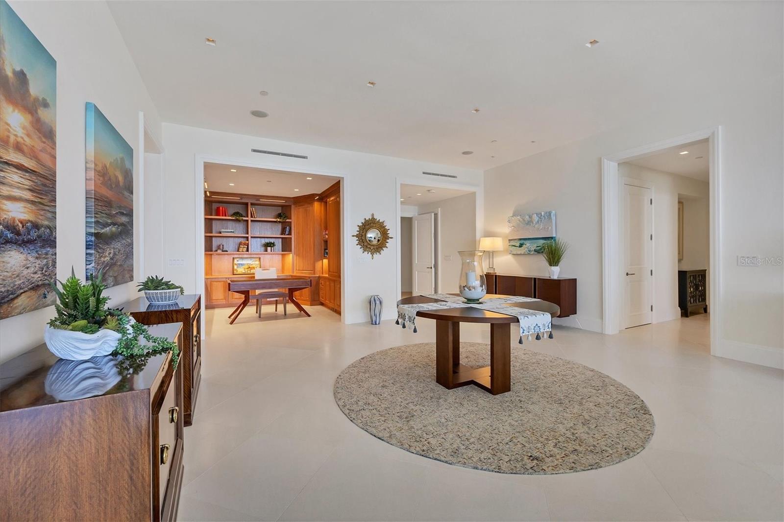 THE BEACH RESIDENCES - Residential