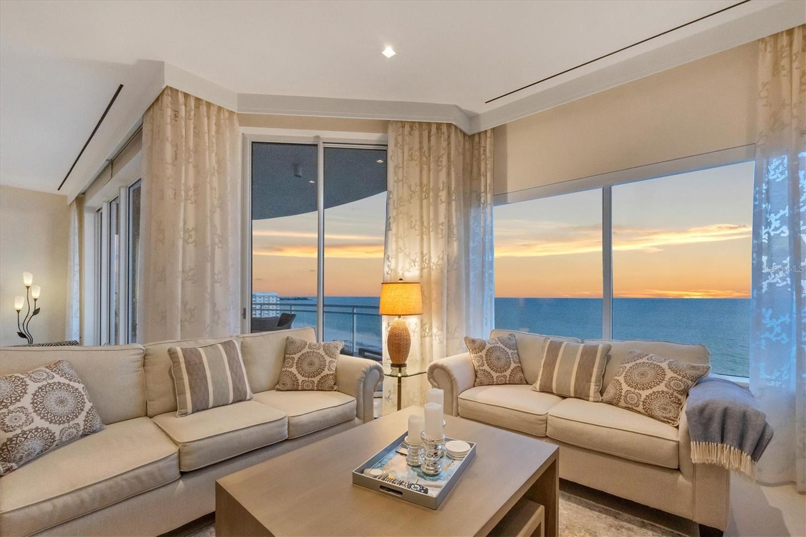 THE BEACH RESIDENCES - Residential