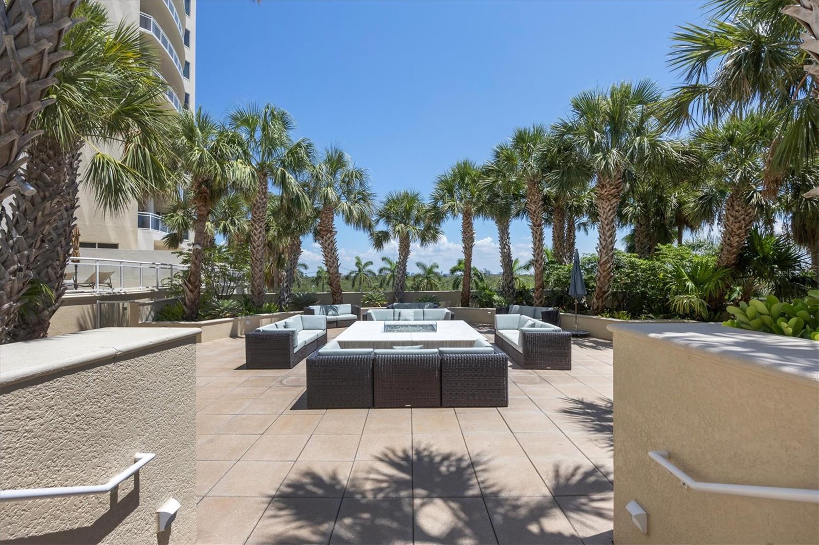 THE BEACH RESIDENCES - Residential