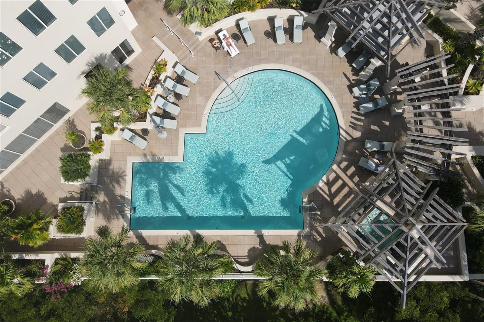 THE BEACH RESIDENCES - Residential