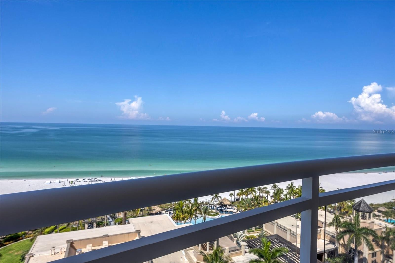 THE BEACH RESIDENCES - Residential