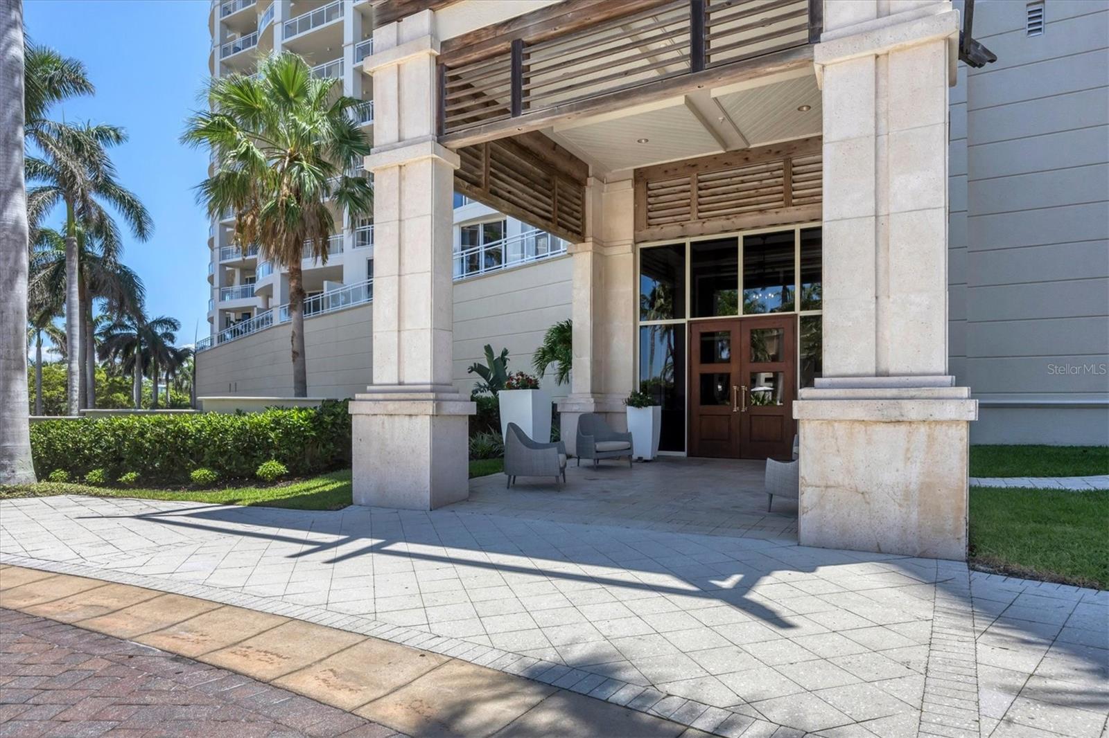 THE BEACH RESIDENCES - Residential