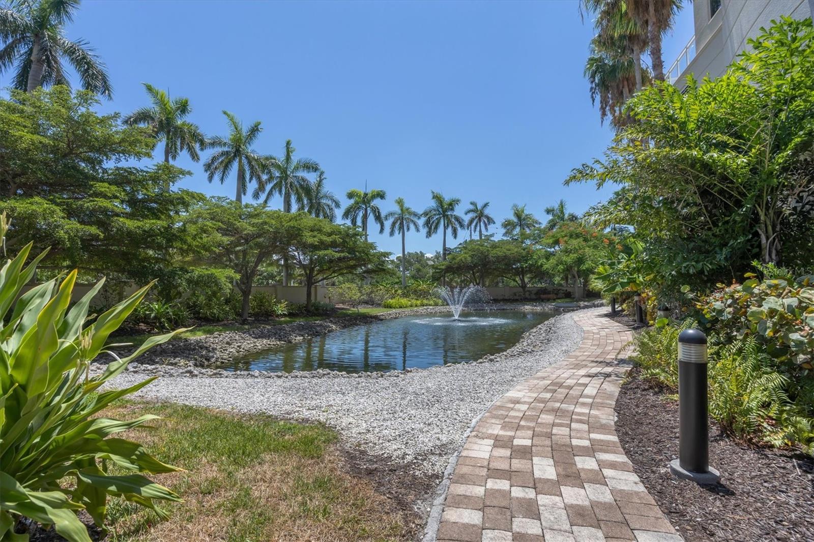 THE BEACH RESIDENCES - Residential