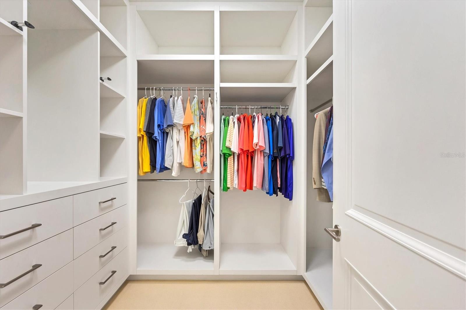 THE BEACH RESIDENCES - Residential