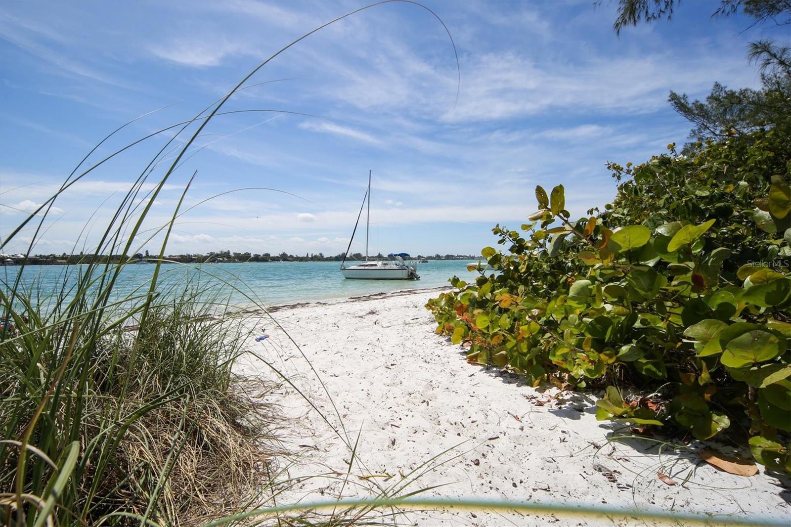 THE BEACH RESIDENCES - Residential