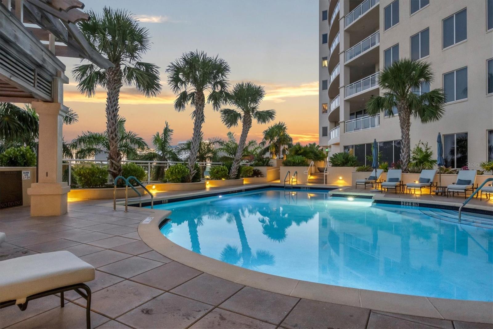 THE BEACH RESIDENCES - Residential