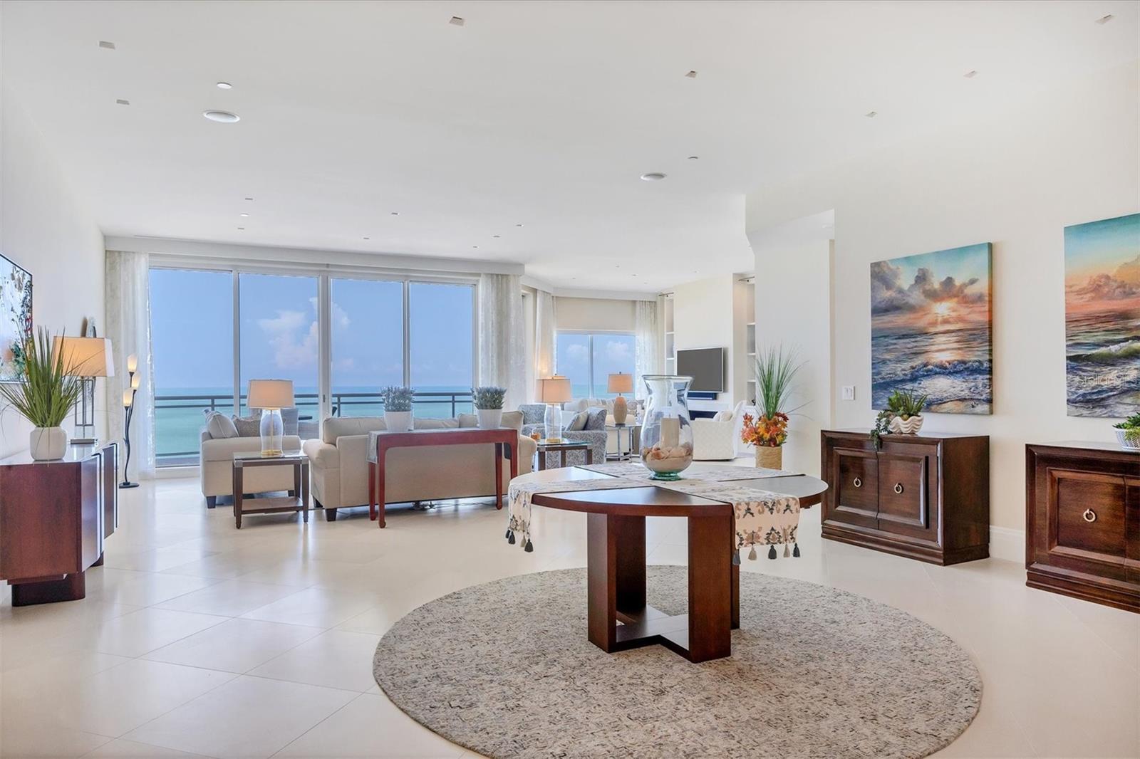 THE BEACH RESIDENCES - Residential