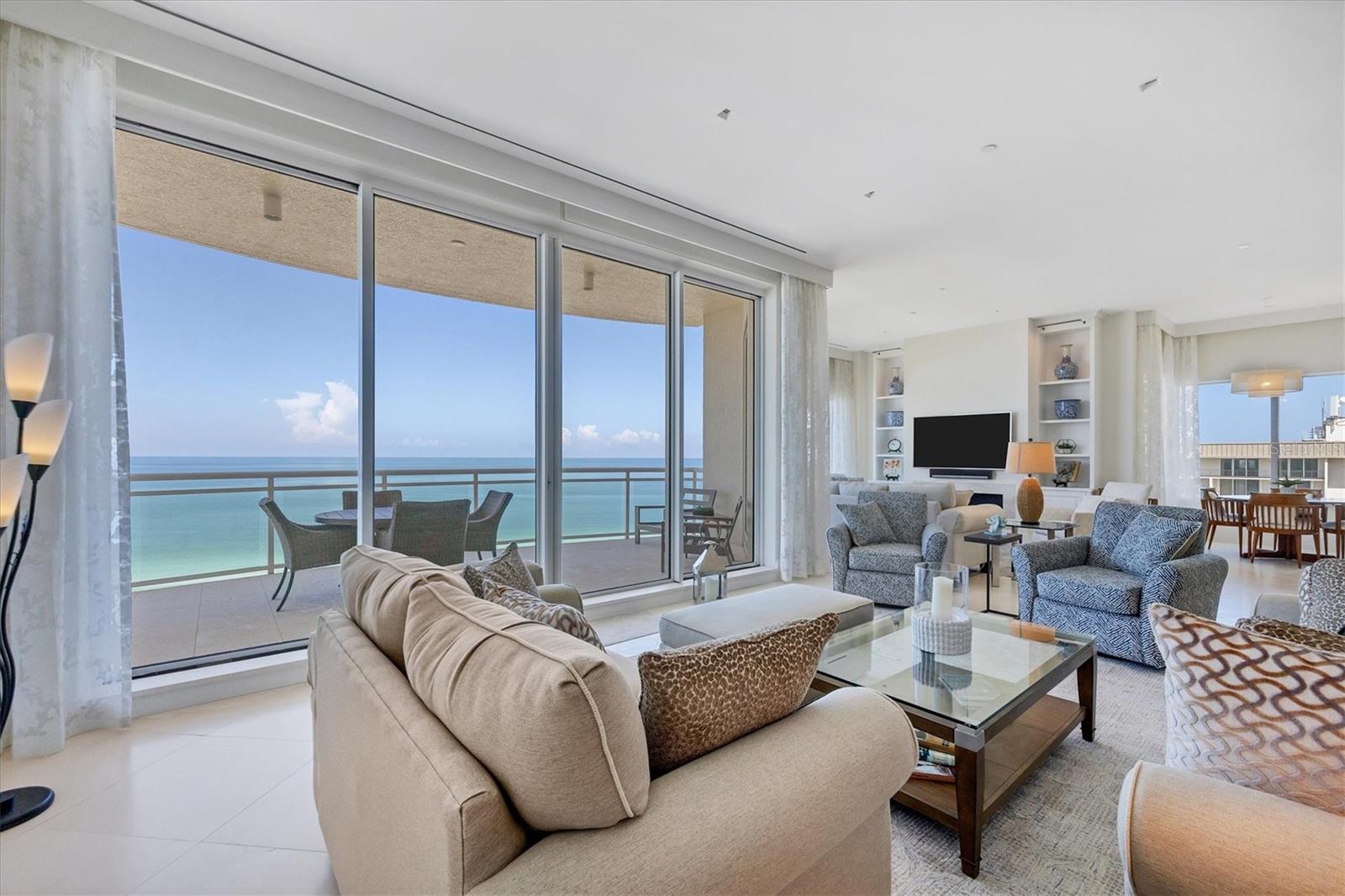 THE BEACH RESIDENCES - Residential