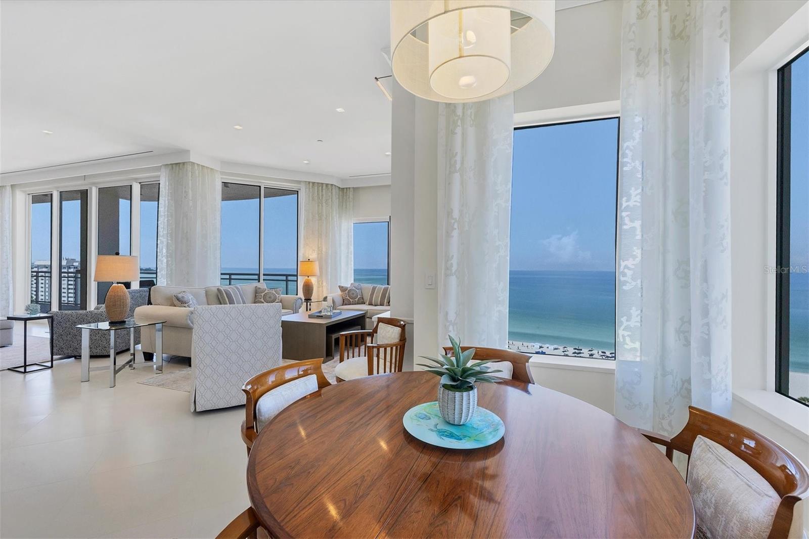 THE BEACH RESIDENCES - Residential