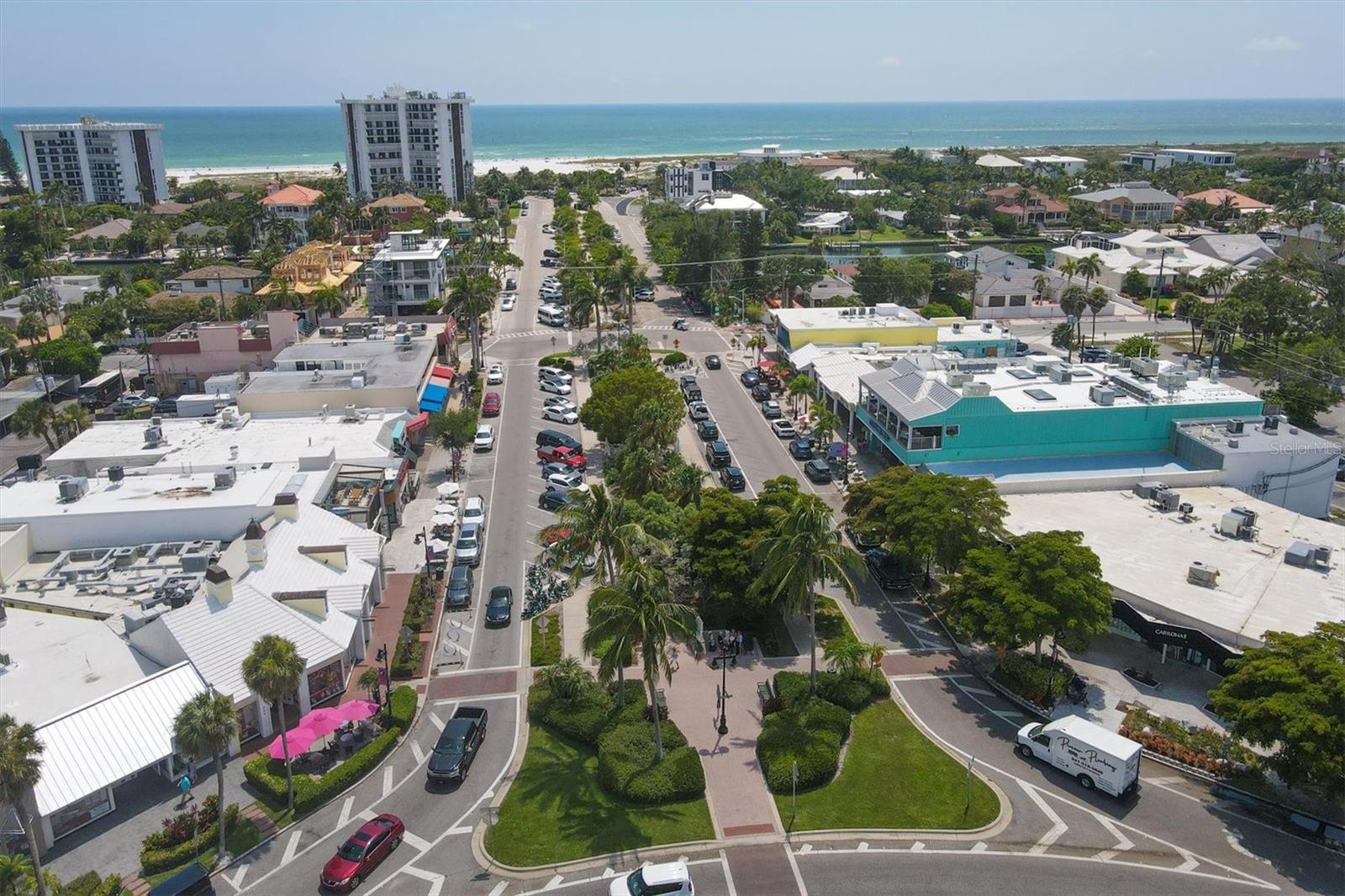 THE BEACH RESIDENCES - Residential