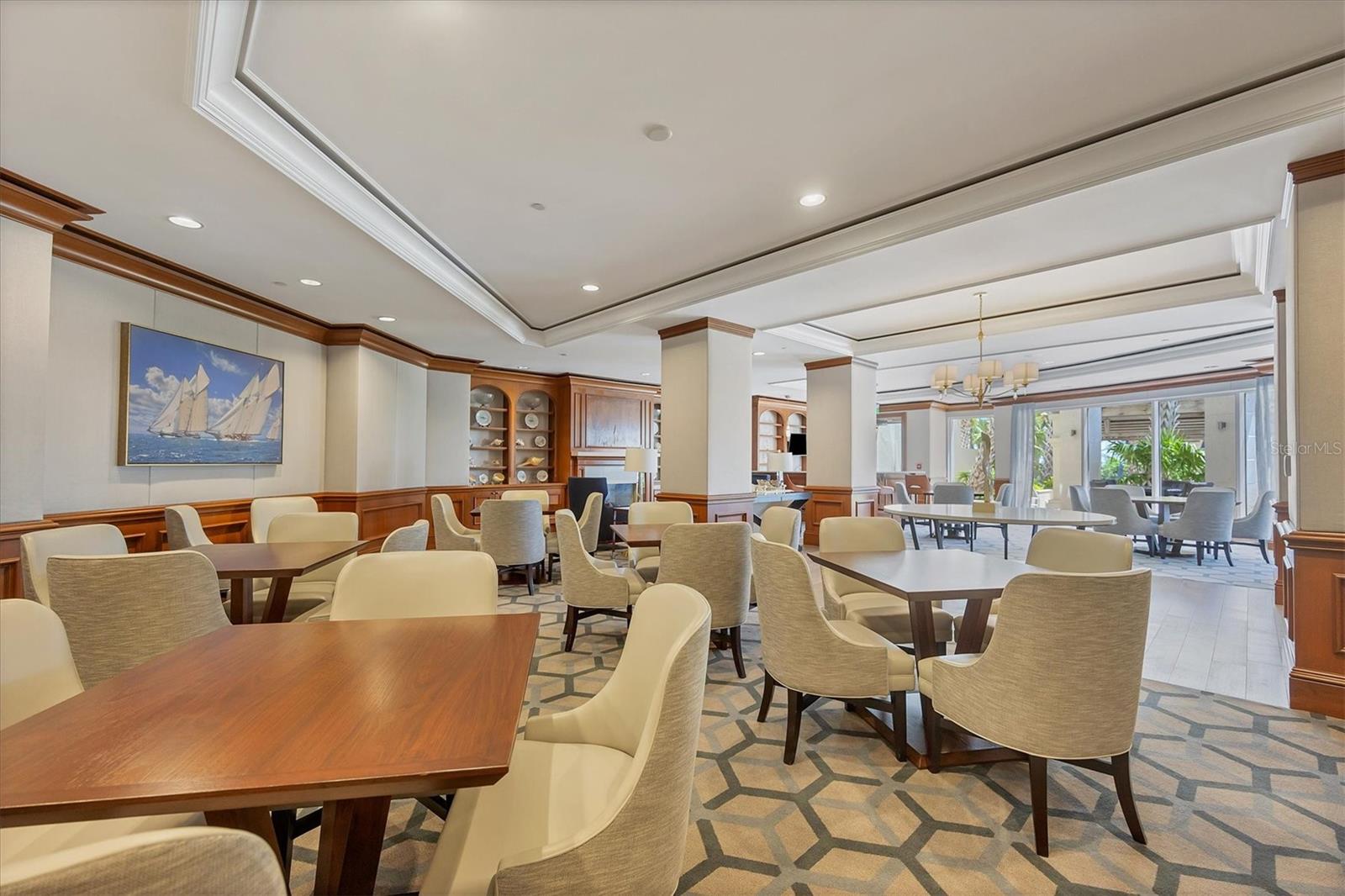 THE BEACH RESIDENCES - Residential