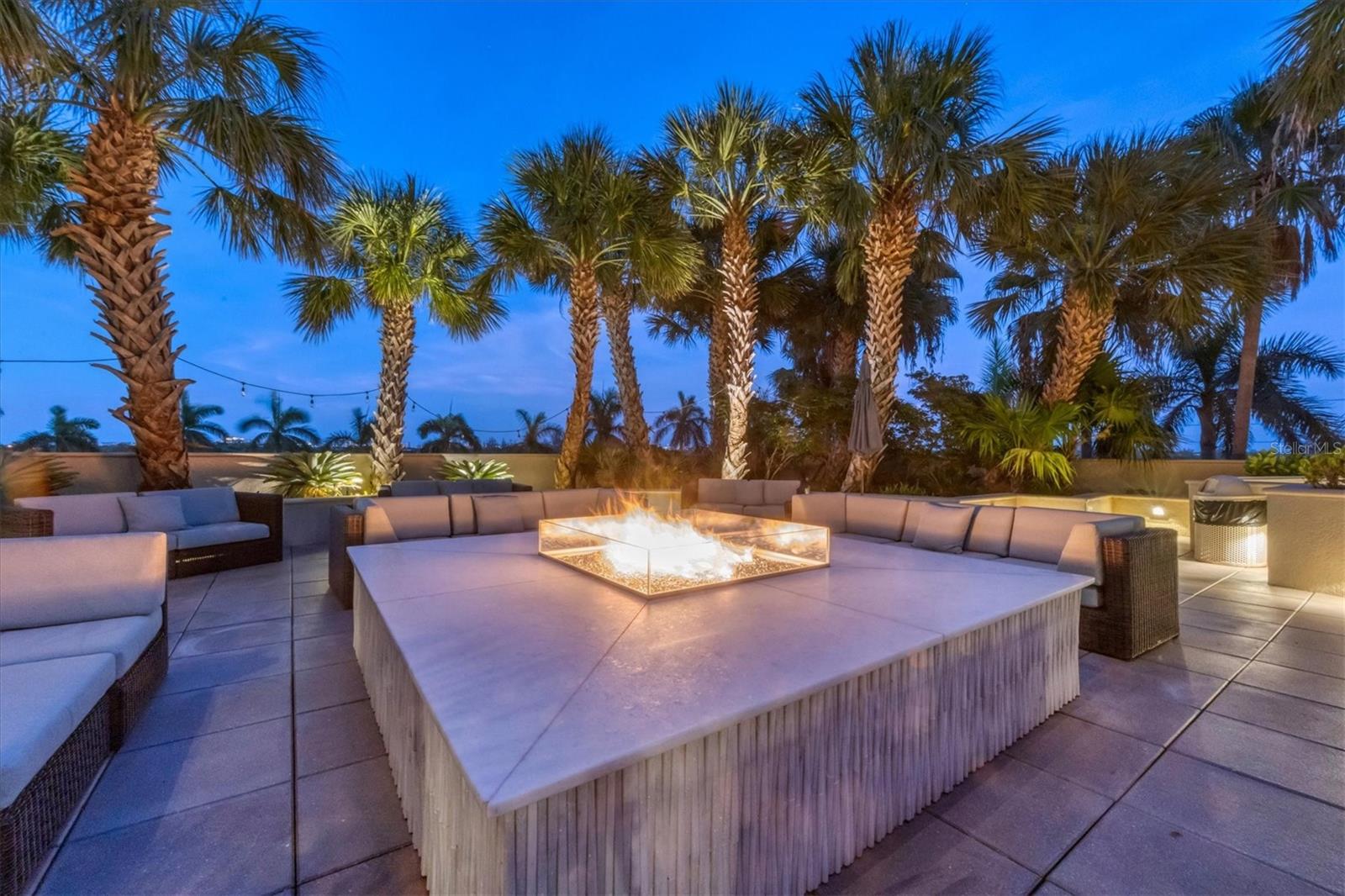 THE BEACH RESIDENCES - Residential