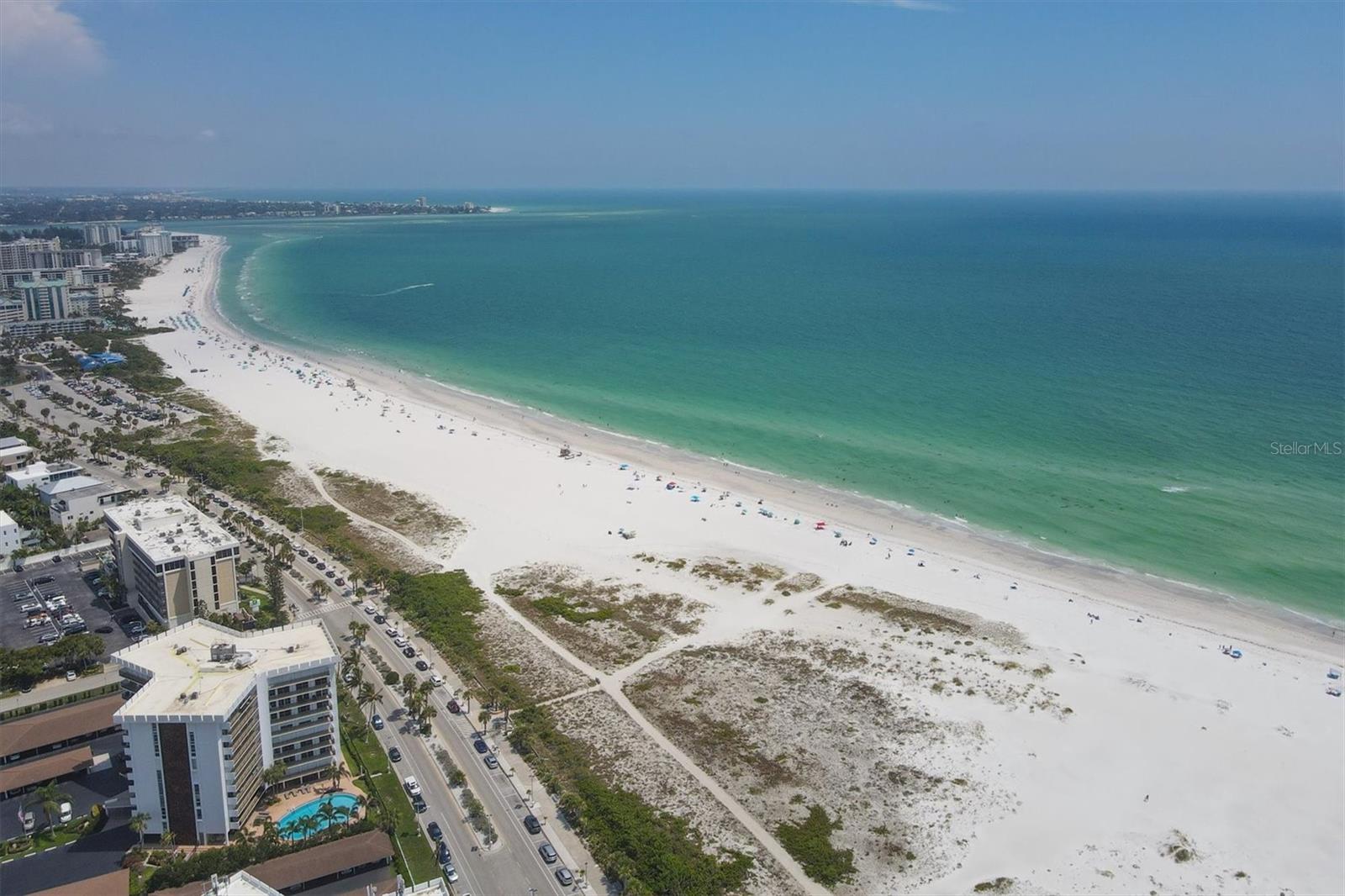 THE BEACH RESIDENCES - Residential