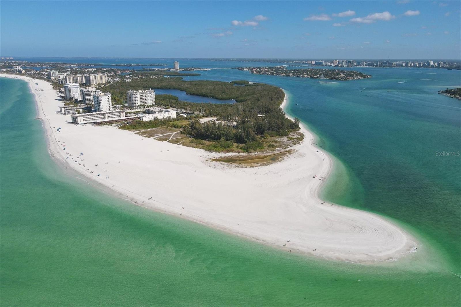 THE BEACH RESIDENCES - Residential