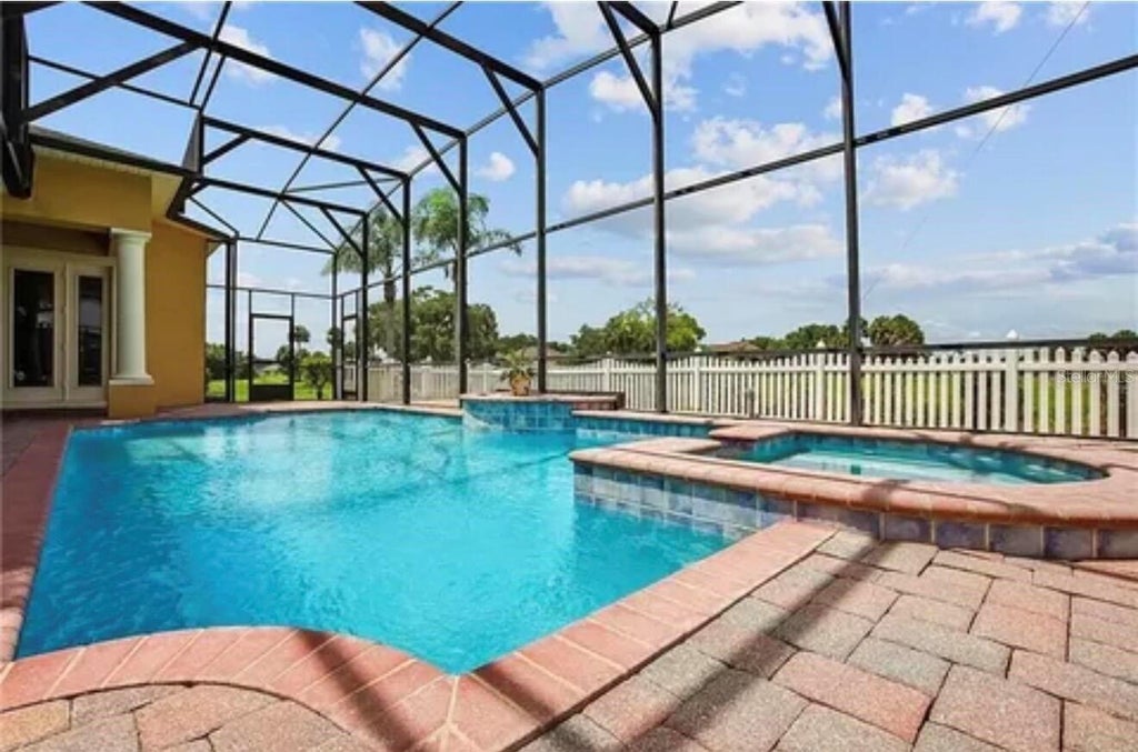 Photo of 2120 Bunker View Court, Kissimmee, FL 34746 (MLS # O6421306)