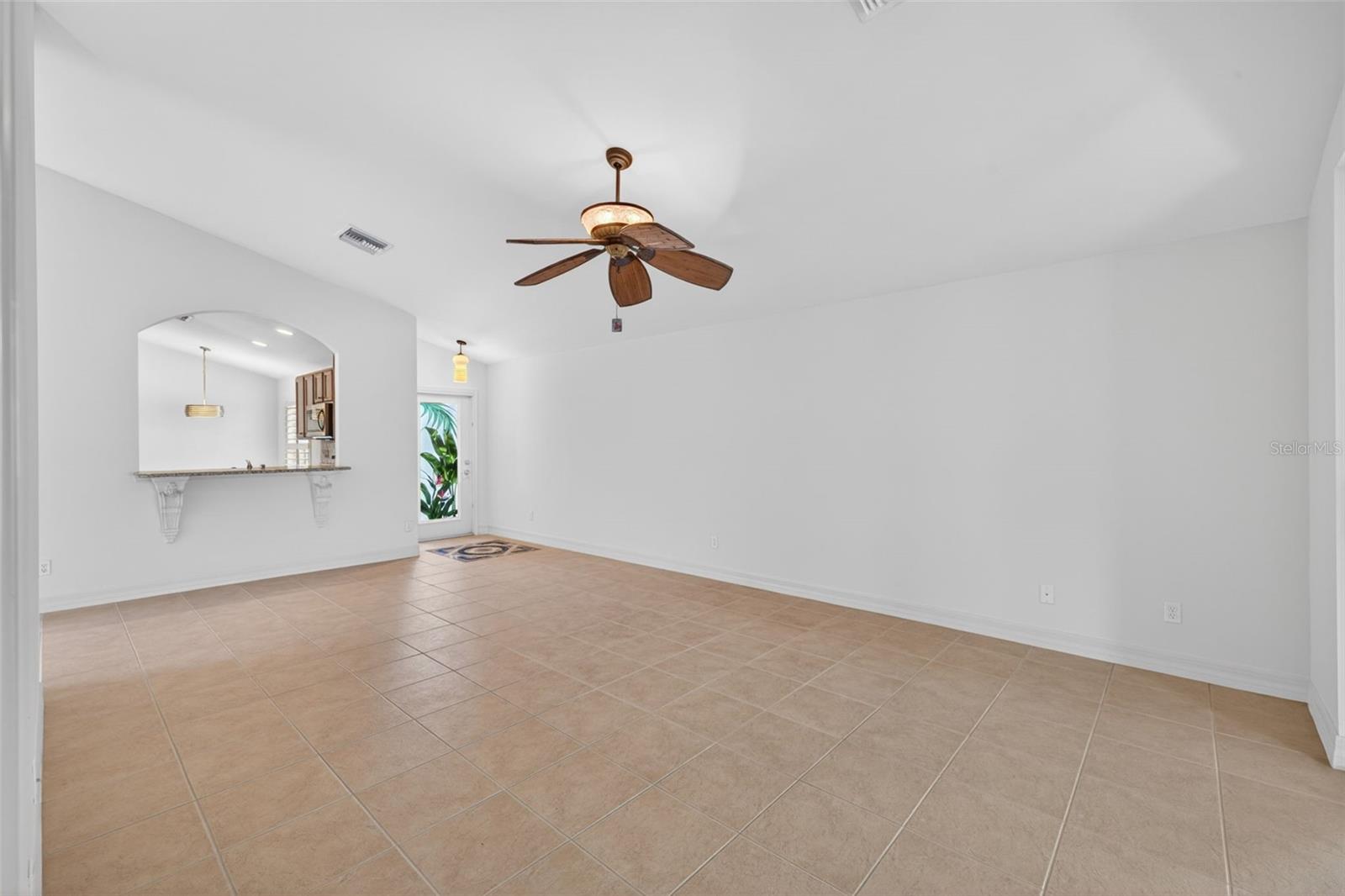 1574 WINDAMERE LANE