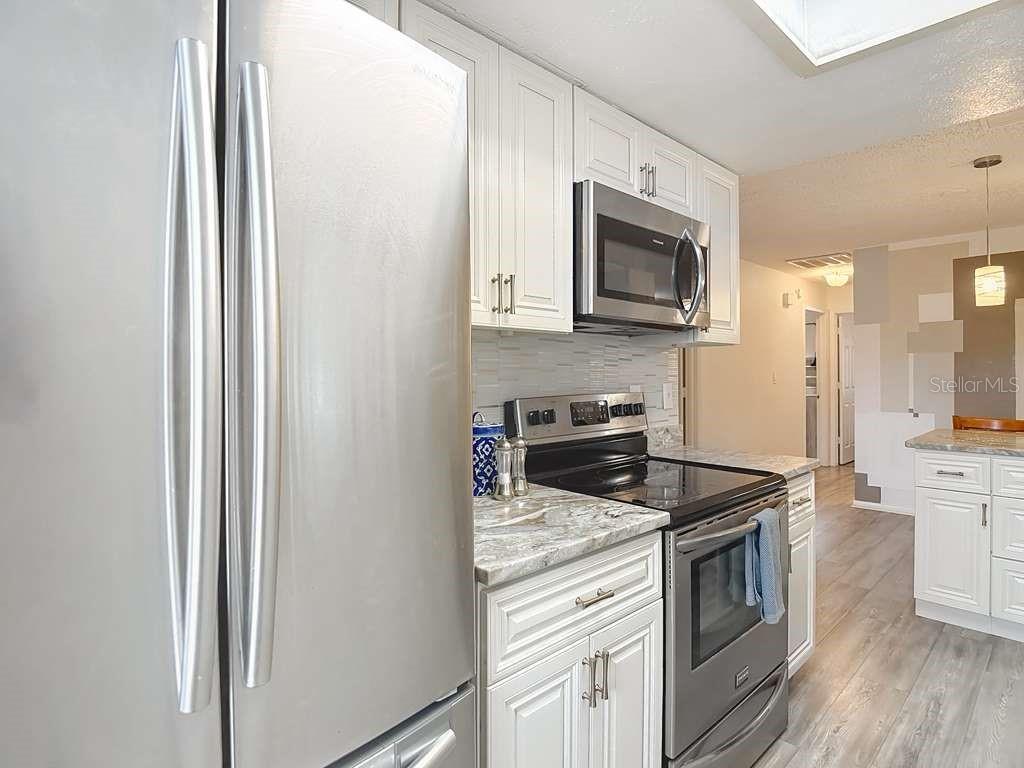 2520 W SAINT JOHN STREET