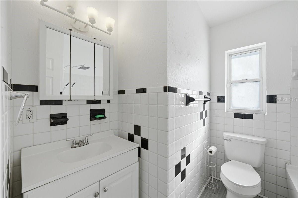 LEWIS ISLAND SEC 1 - Residential Lease