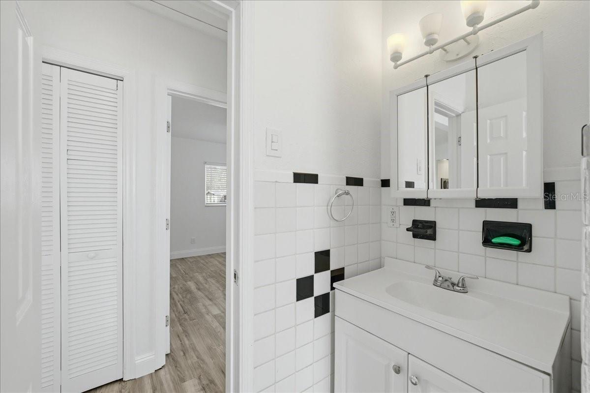 LEWIS ISLAND SEC 1 - Residential Lease