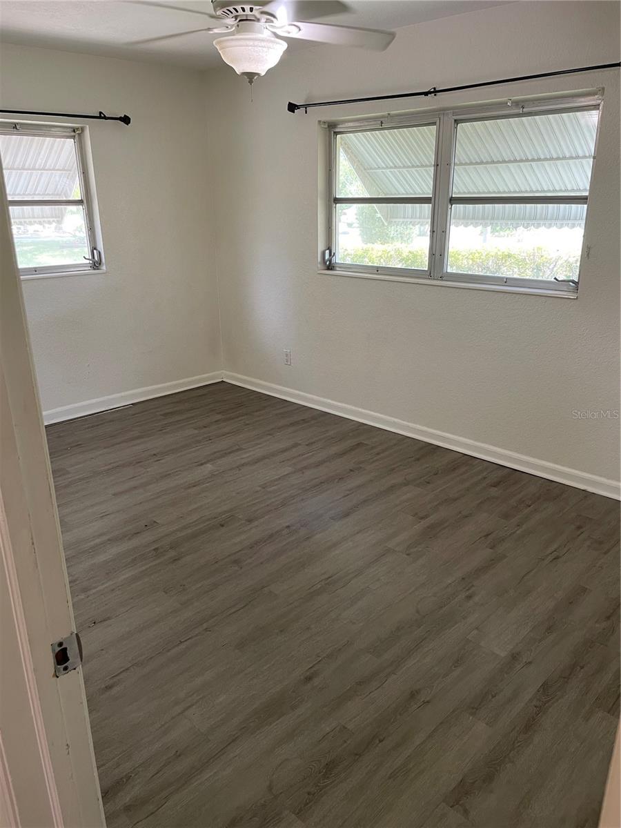 SUN RAY HOMES - Residential