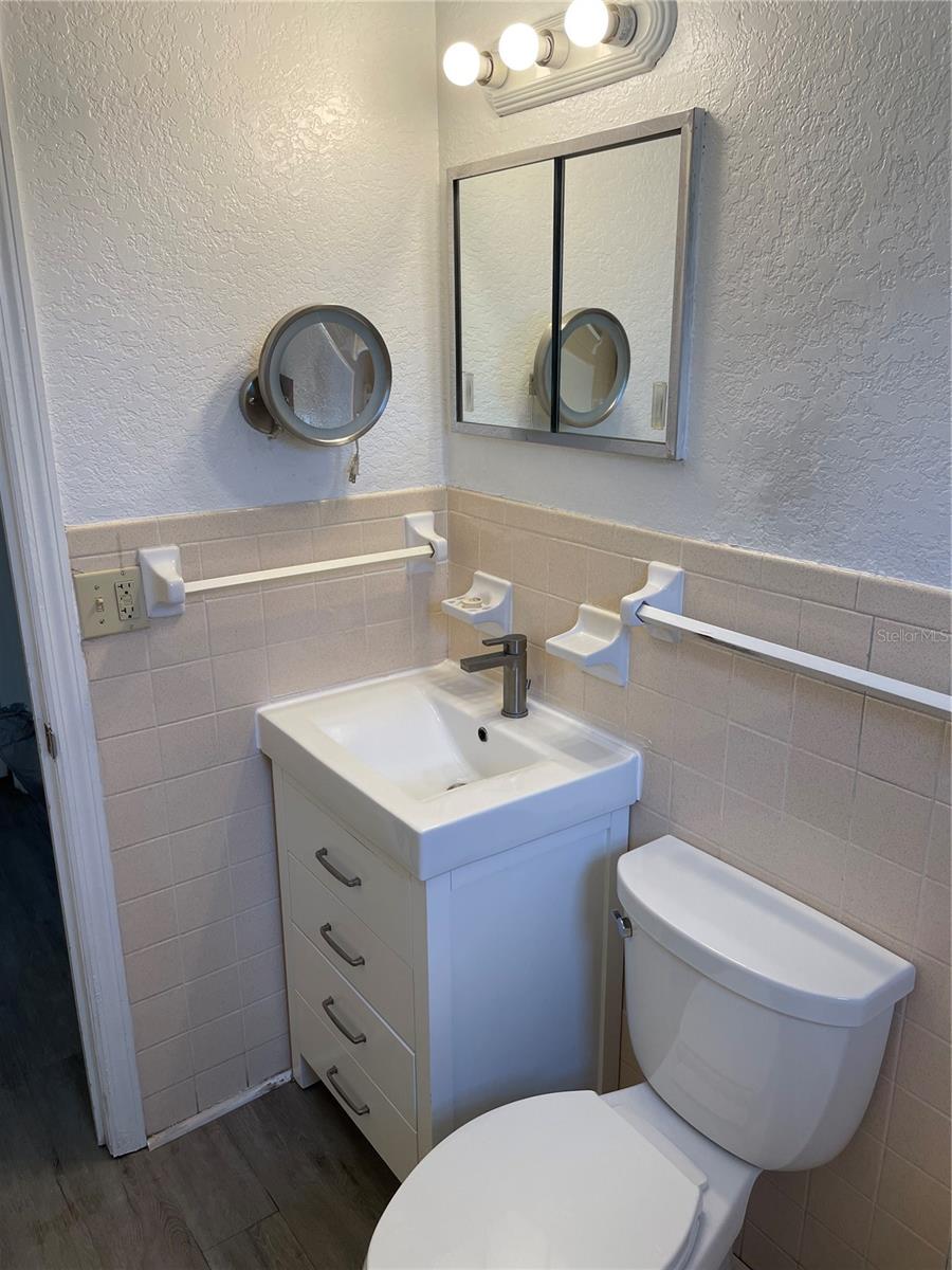 SUN RAY HOMES - Residential