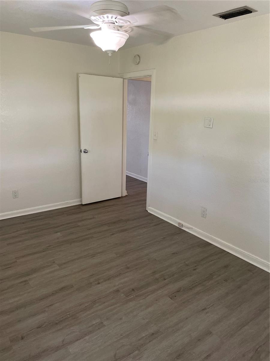 SUN RAY HOMES - Residential